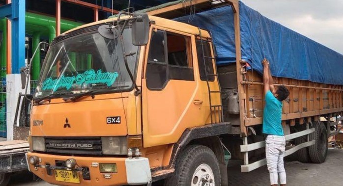 Harga sewa truk besar di Jakarta Pusat terkini